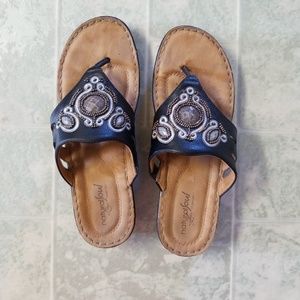 Natural Soul flip flops